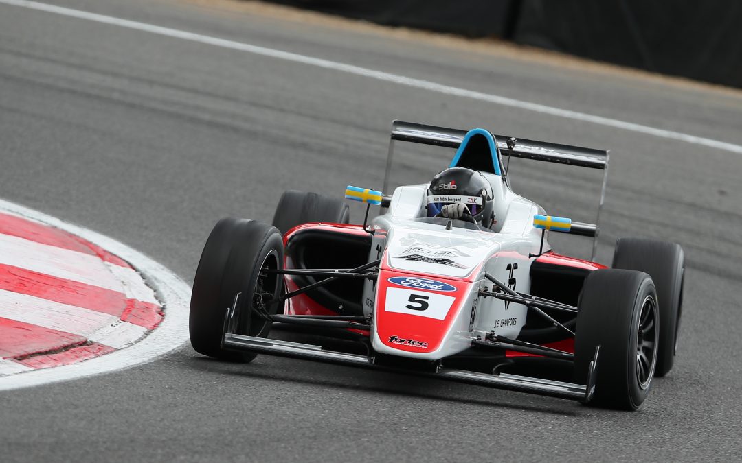 Fortec Motorsport seek to extend British F4 points lead at Oulton Park